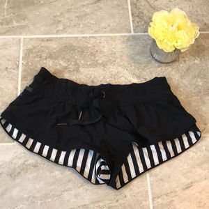 Lululemon reversible black and white shorts!!
